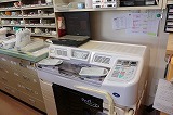 岡山県岡山市東区東平島のあかり薬局本店では最新の機器で対応しております。